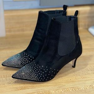 Rhinestone kitten heels 💎